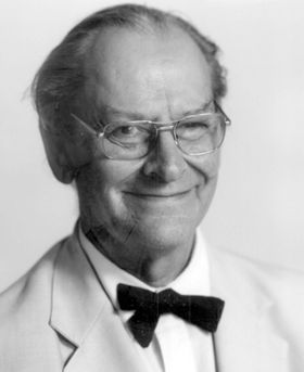 Headshot of Peter Wildy.