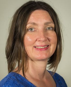 Headshot of Laura Bowater.