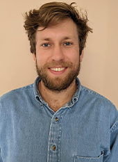 Headshot of Tom Sharp