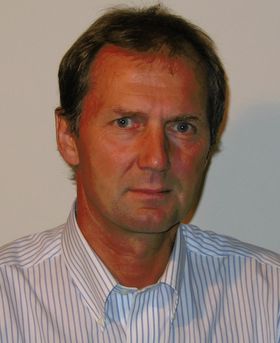 Headshot of Jeff Almond.