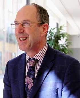 Headshot of David Richardson.