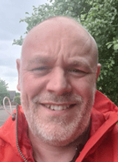 Headshot of Douglas Fraser-Pitt