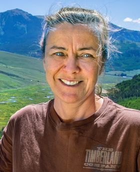 Headshot of Jill Banfield.