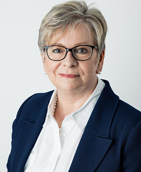 Headshot of Sharon Peacock.